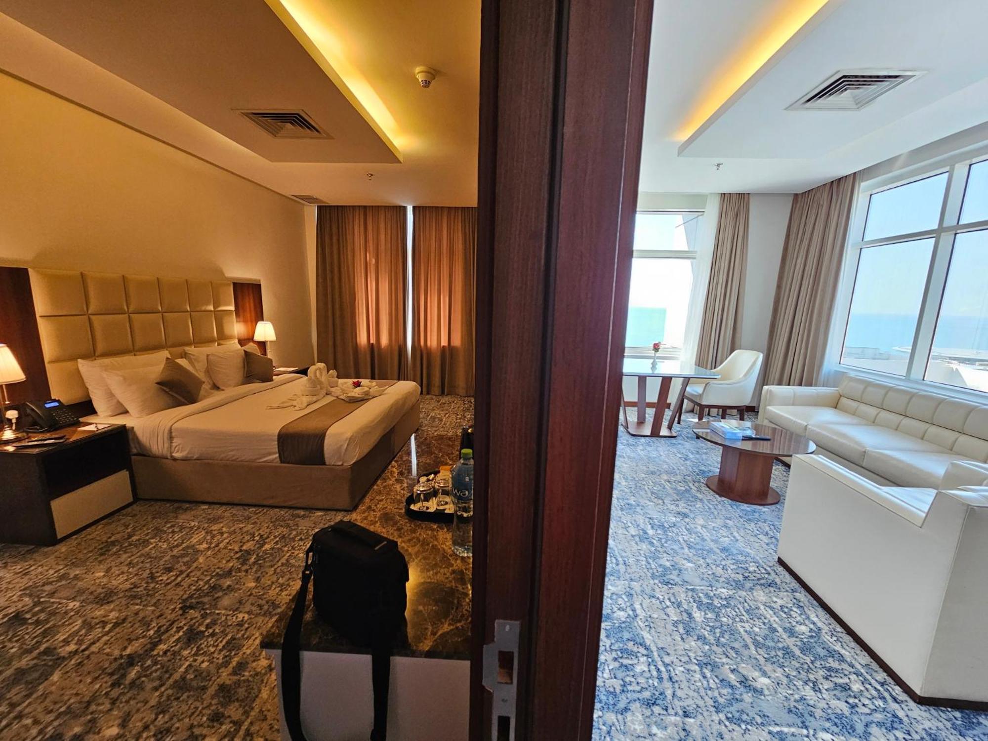 Dolphin Continental Hotel Kuwejt Zewnętrze zdjęcie